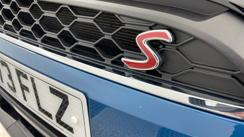 MINI Hatchback 2.0 Cooper S Exclusive 3dr Auto Petrol Hatchback